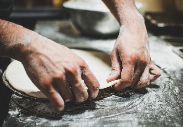 Les secrets d'une pâte à pizza parfaite révélés!